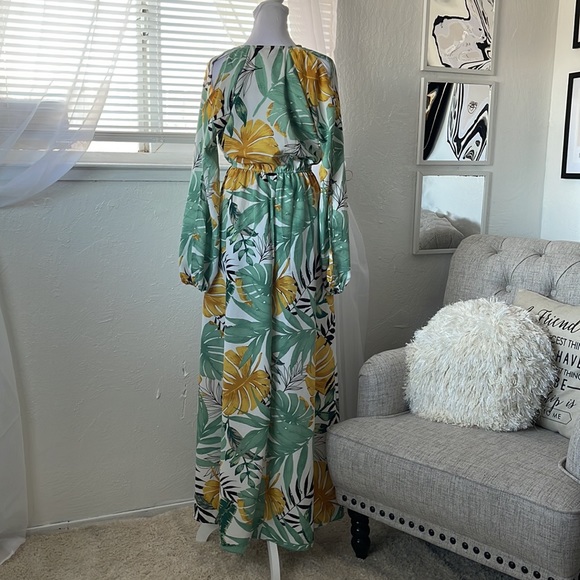 HYFVE Tropical Maxi Dress NWT - Picture 5 of 11